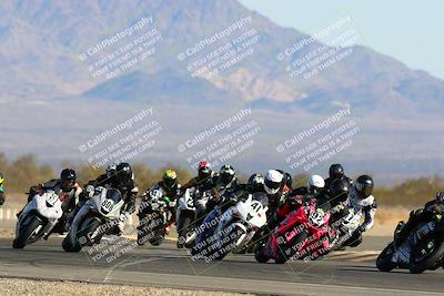 media/Jan-16-2022-CVMA (Sun) [[7f3d92989d]]/Race 2 Supersport Middleweight/